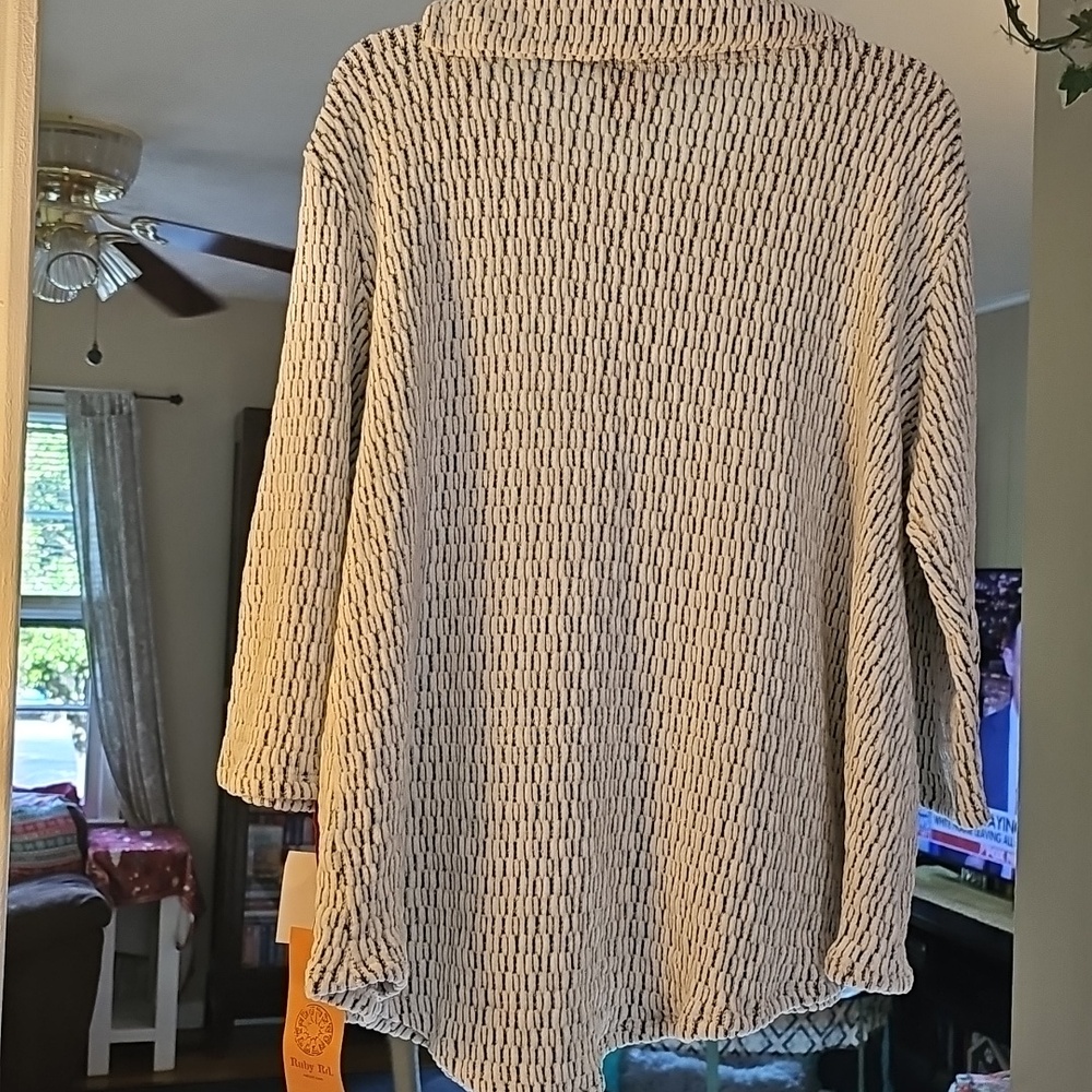 Ruby RD Cowl Neck Lightweight Knit Sweater In Black and White. - Picture 3 of 6